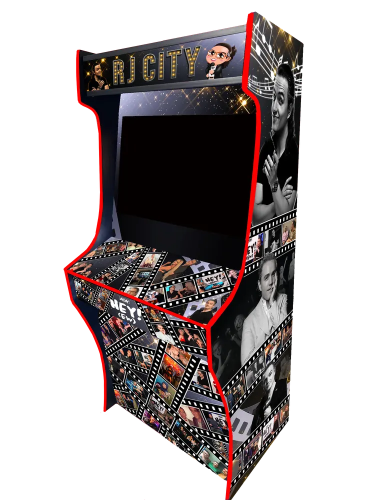 AEW EW! — 3D right view