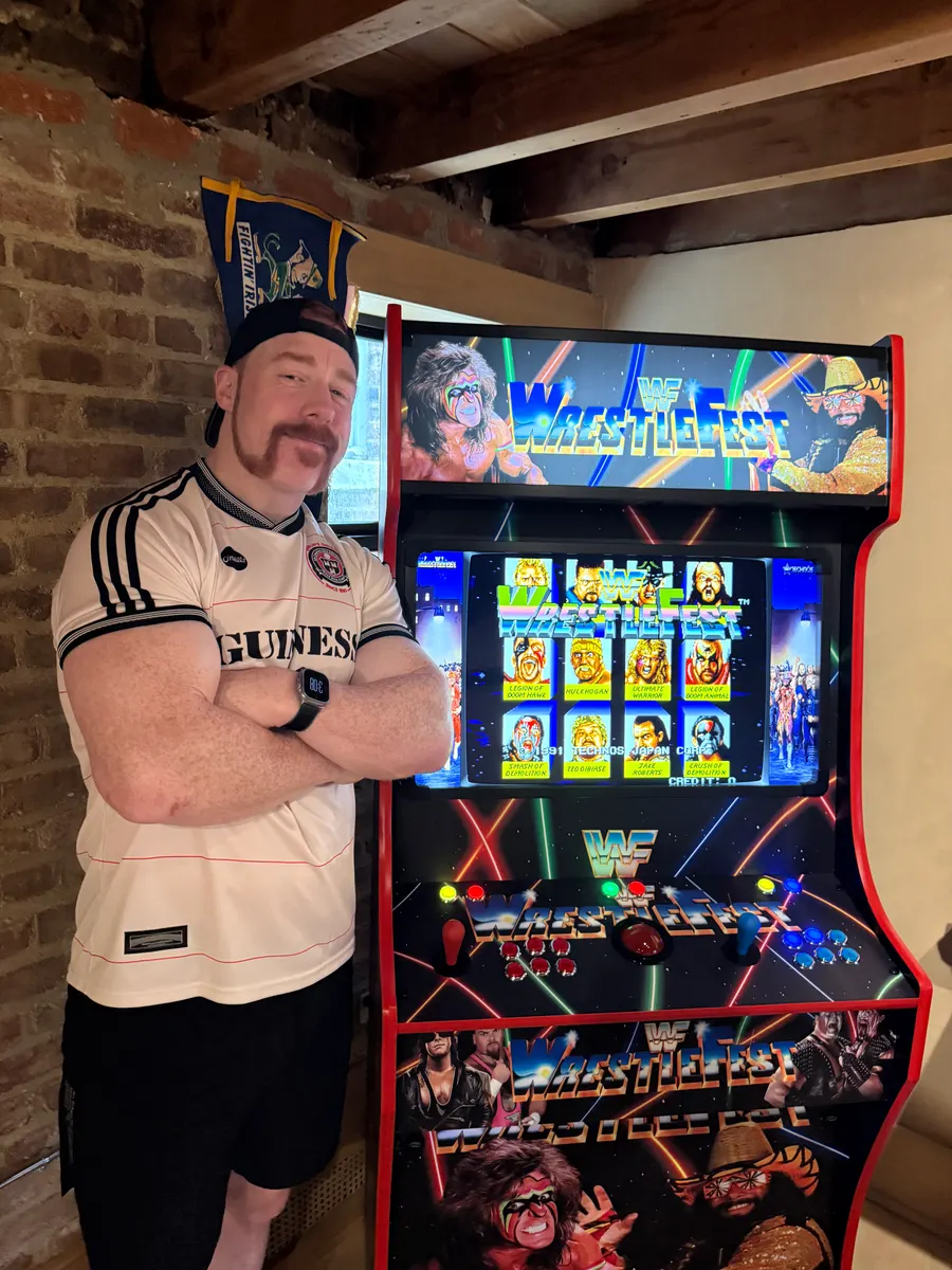 Sheamus with the finished Celtic Arcade arcade