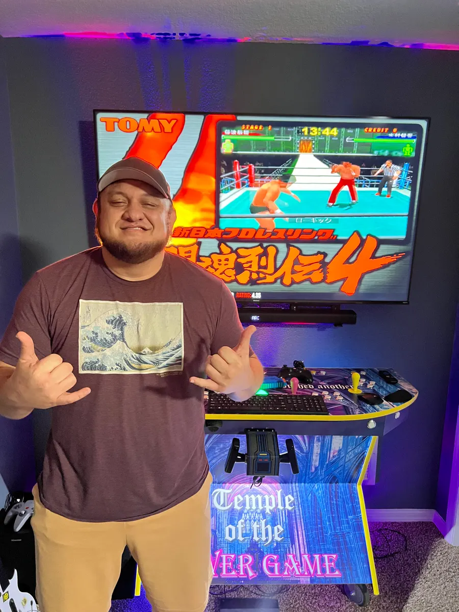 Samoa Joe with the finished Samoa Joe arcade
